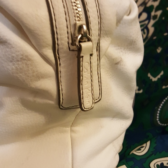 Calvin Klein Cream color Leather Satchel style bag - Picture 2 of 8